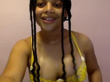 Dominiquepa622 Chaturbate stream image from April 17, 2026