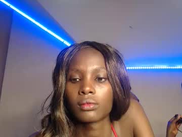 Essy_Hero Chaturbate stream image from April 17, 2026