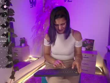 Miaoconell Chaturbate stream image from April 17, 2026