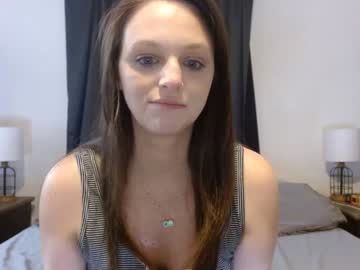 Hi_Cut_Cutie Chaturbate stream image from April 18, 2026