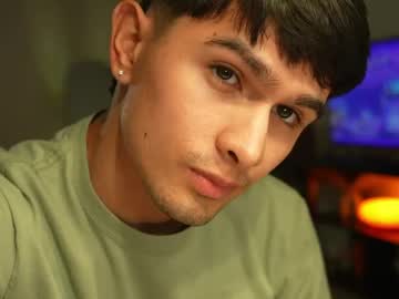Jaxonxmills Chaturbate stream image from April 18, 2026