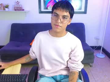 Maegor18 Chaturbate stream image from April 18, 2026