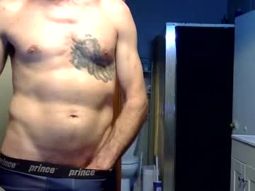 Hoodedcricket Chaturbate stream image from April 18, 2026