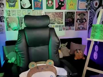Yuhwa Chaturbate stream image from April 18, 2026