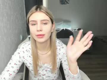 Adel1miller Chaturbate stream image from April 18, 2026