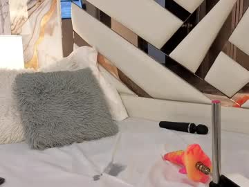 Lisa_Sweetas Chaturbate stream image from April 18, 2026