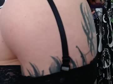 Mayaredd Chaturbate stream image from April 18, 2026