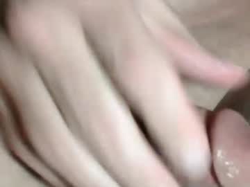 Wetjuicycock702 Chaturbate stream image from April 18, 2026