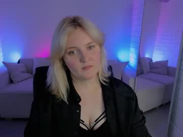 Katybriggs Chaturbate stream image from April 18, 2026