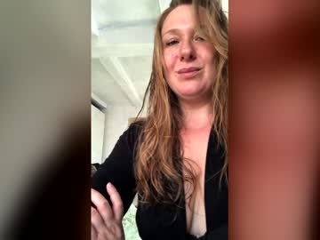 Mazysuny Chaturbate stream image from April 18, 2026