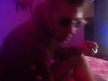 Simonytube85 Chaturbate stream image from April 18, 2026
