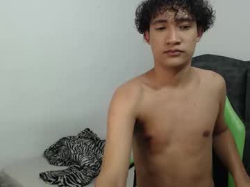 Boy_Coll Chaturbate stream image from April 18, 2026