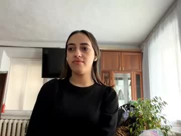 Dianmcphie Chaturbate stream image from April 18, 2026