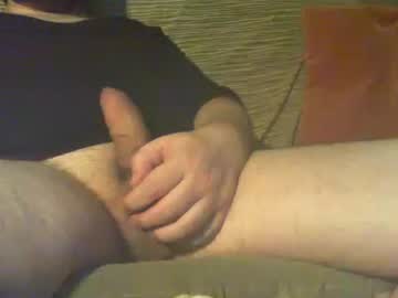 Latinoloveboy Chaturbate stream image from April 18, 2026