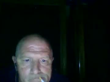 Chadsters123 Chaturbate stream image from April 18, 2026