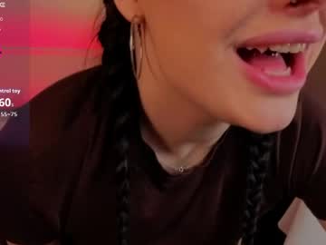 Lisaaaliss Chaturbate stream image from April 18, 2026
