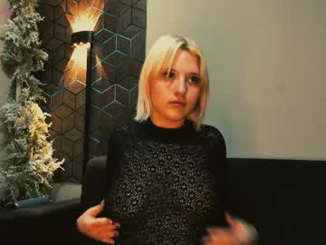 Imnysha Chaturbate stream image from April 18, 2026
