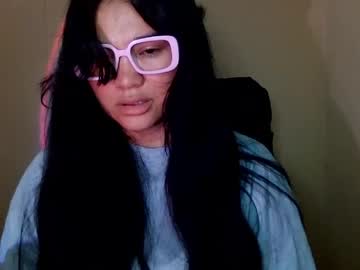 Laurengirls1 Chaturbate stream image from April 18, 2026