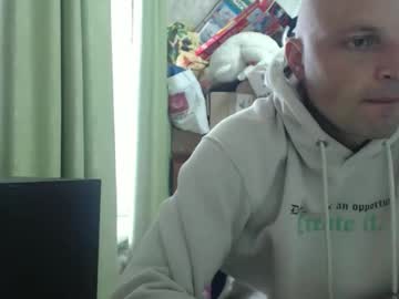 March_Cat300 Chaturbate stream image from April 18, 2026