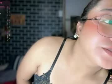 Urgirl_Dimple Chaturbate stream image from April 18, 2026
