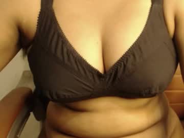 Webshowxxx Chaturbate stream image from April 18, 2026