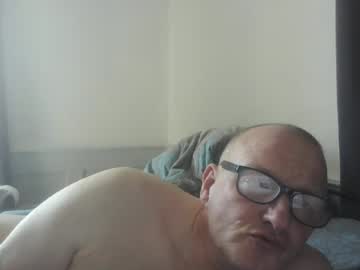 Sunfunn Chaturbate stream image from April 18, 2026