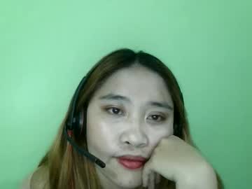 Sassyreg Chaturbate stream image from April 18, 2026