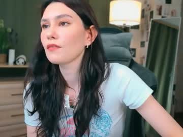 Tinystarlight Chaturbate stream image from April 18, 2026