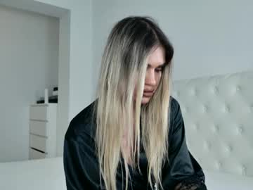 Inna_Sense Chaturbate stream image from April 18, 2026