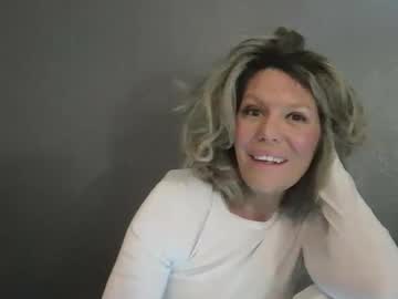 Haileys123 Chaturbate stream image from April 18, 2026