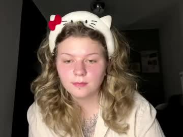 Alinahotgirl stream image from April 18, 2026