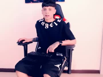 Indomitablebeast Chaturbate stream image from April 18, 2026
