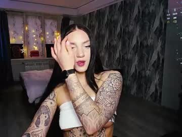 Little_Birdy Chaturbate stream image from April 18, 2026