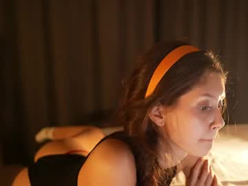 Melissaxcbx Chaturbate stream image from April 18, 2026