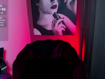 Queenofhaze Chaturbate stream image from April 18, 2026