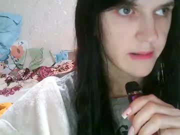 Strawberry_Storm Chaturbate stream image from April 18, 2026
