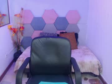Cristal_Mejia Chaturbate stream image from April 18, 2026
