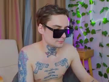 Drillfilow Chaturbate stream image from April 18, 2026