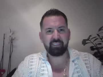 Yakijoe Chaturbate stream image from April 18, 2026