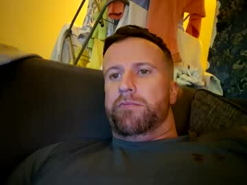 Spitonwivesdocs Chaturbate stream image from April 19, 2026