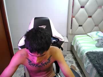Aaa_White Chaturbate stream image from April 19, 2026
