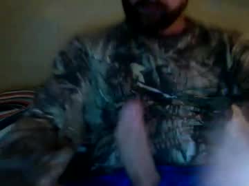 Cutehungboi Chaturbate stream image from April 19, 2026