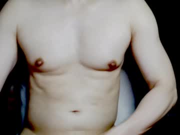 Jieromu Chaturbate stream image from April 19, 2026