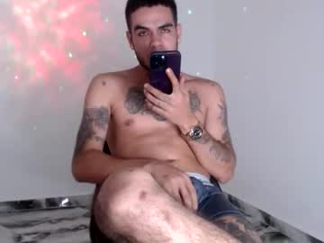 Riancum Chaturbate stream image from April 19, 2026