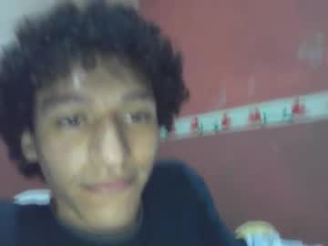Alejandroperdomo8481 Chaturbate stream image from April 19, 2026
