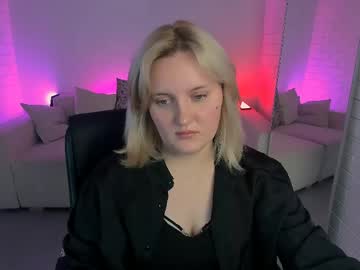 Katybriggs Chaturbate stream image from April 19, 2026