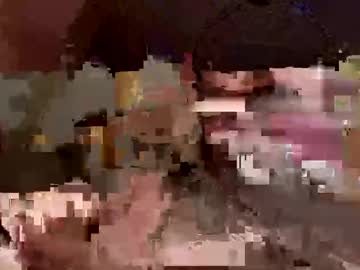 Larrythelover23 Chaturbate stream image from April 19, 2026