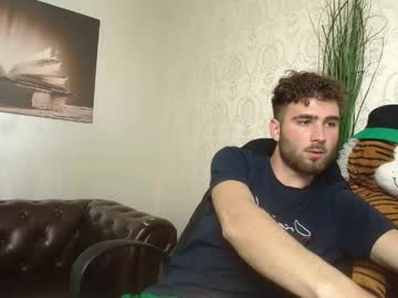 Kyloeast Chaturbate stream image from April 19, 2026