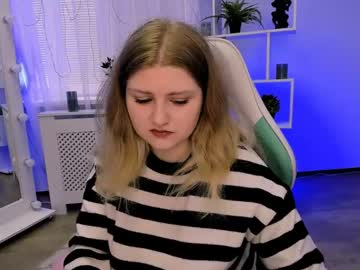 Nikki__Ki Chaturbate stream image from April 19, 2026