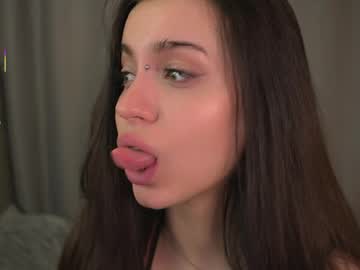 Vivid_Girls Chaturbate stream image from April 19, 2026